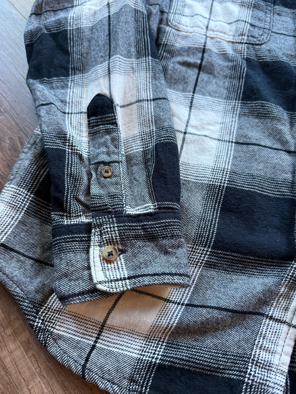Flannel - Picture 2 of 4